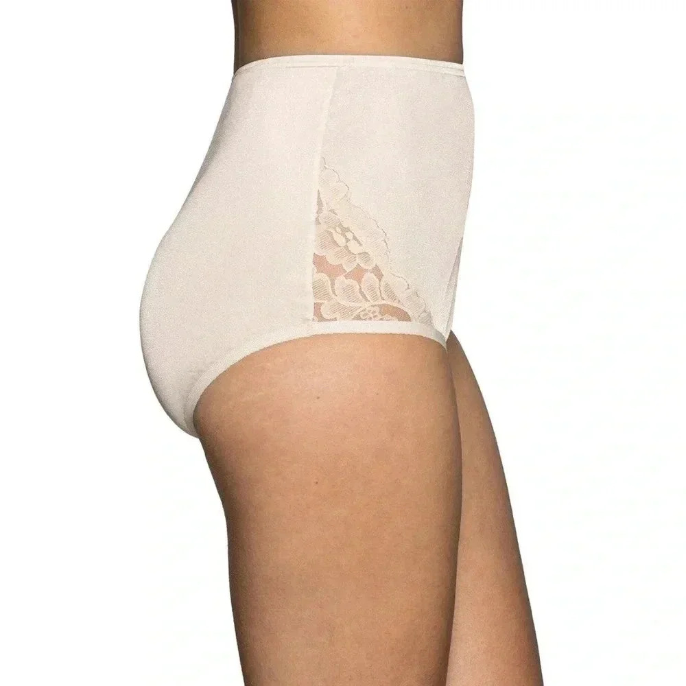 NWT Vanity Fair Set of #2 Perfectly Yours Lace Nouveau Brief Women’s 11/4XL